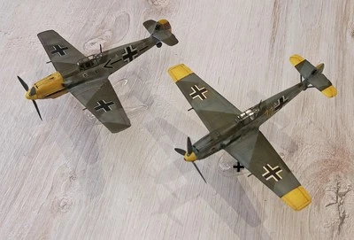 Me 109 E3-E4" Battle of Britain 1940" Painted Kit Hasegawa 1/72Due (2)... - Immagine 1 di 4