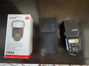 Canon Speedlite 430EX external flash with Case - free shipping - Picture 1 of 4
