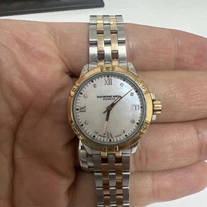 Reloj Raymond Weil para damas esfera de diamantes tango placa de oro rosa de dos tonos 30 mm - Imagen 1 de 7
