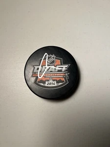 William Nylander Autograph Signed 2014 Draft Puck Toronto Maple Leafs!! - Bild 1 von 1