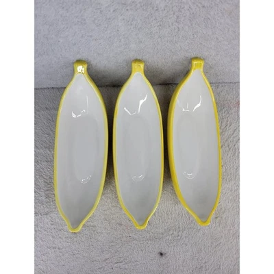 Керамическое сервировочное блюдо в форме банана Pottery Barn Go Bananas - Изображение 1 из 4