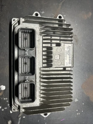2017-2018 Honda CR-V Engine Control Module ECU - Image 1 of 4