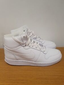 Womens Nike Mid Tops Size 7.5  Nike Ebernon Mid Triple White Great Condition