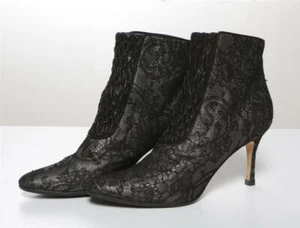 Botas de salón MANOLO BLAHNIK negras de encaje y cuero tacón alto 7,5-37,5 - Imagen 1 de 6