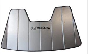 CUBIERTA DE PRIVACIDAD PARABRISAS DELANTERO SUBARU SOMBRILLA PRIVACIDAD CIEGA FABRICANTE DE EQUIPOS ORIGINALES - Imagen 1 de 7