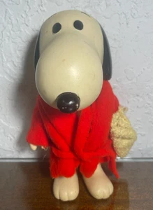 Muñeca de goma Snoopy Red Robe 1958 1966 de colección juguete de baño Peanuts con toalla 8" de alto - Imagen 1 de 12