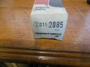 2 Perfect Circle 211-2085 Exhaust Valves For Some 70's Chrysler, Dodge & Ply - Bild 1 von 1