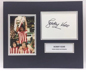 RARO Bobby Kerr Sunderland 1973 FA Cup foto firmata esposizione + AUTOGRAFO CERTIFICATO DI AUTENTICITÀ - Foto 1 di 3