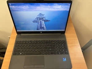 HP 250 G9 Intel i7-1255U 16GB DDR4 500GB NVME Win11 Pro Grade B - Picture 1 of 5