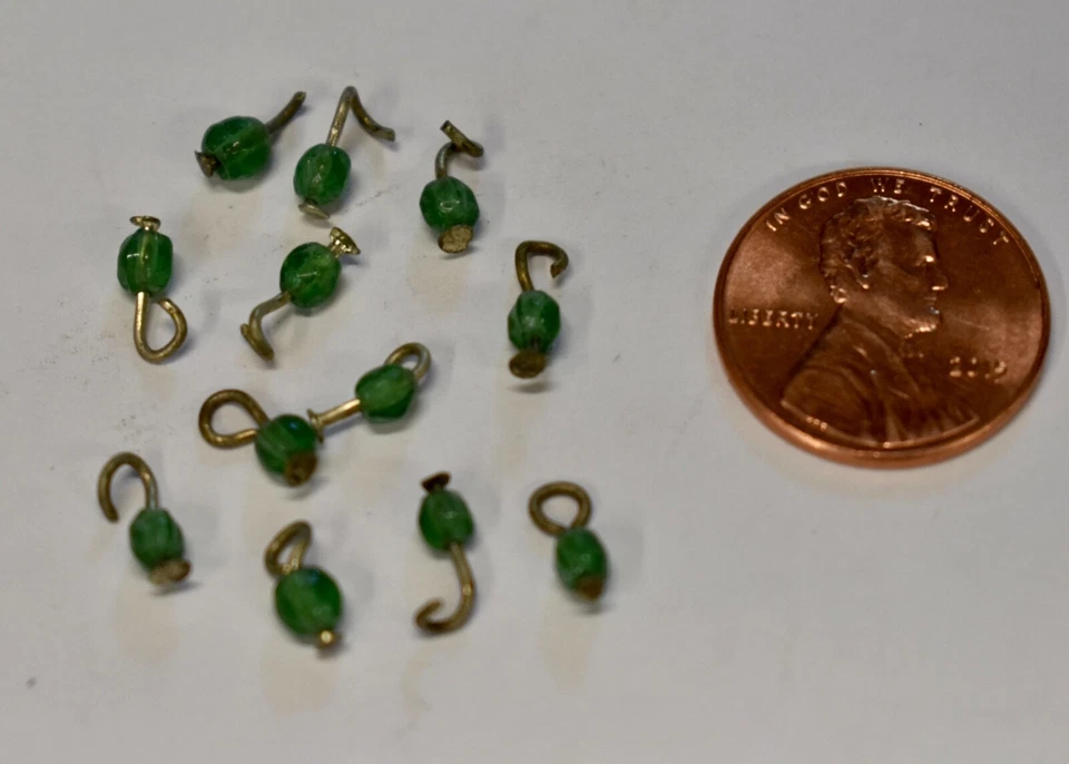 ВИНТАЖНЫЙ 12 крошечный нефритовый зеленый стеклянный подвеска бисер • 4 мм • Япония - Изображение 1 из 1