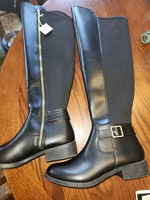 Botas Christian Siriano para mujer de cuero negro con cremallera lateral sobre la rodilla talla 7. Foto 1 de 4