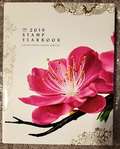 2019 USPS COMMEMORATIVE Yearbook - Stamps included - Picture 1 of 7