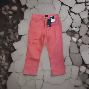 Capri~Mid Rise Jeans 4M~Premium Stretch Fabric~ NEW LEE with tags Poppy Summer - Picture 1 of 6