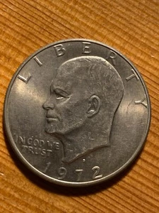 1972-D Denver  Mint  Eisenhower  Dollar lot # 726 - Picture 1 of 4