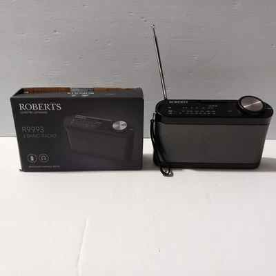 Roberts R9993 3 Band tragbares Radio (ohne Stecker) - gebraucht guter Zustand (R2) - Bild 1 von 3