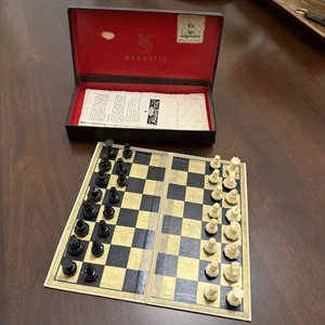 Mini Fernbedienung Magnet Schach Komplettset Faltbar Tragbar - Bild 1 von 10