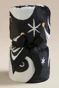 Nightmare Before Christmas Zero Super-Soft Throw - 120cm x 150cm Soft Throw NEW - Picture 1 of 2