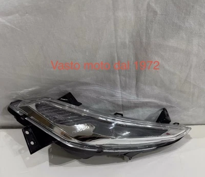 Indicatore Direzione Freccia Anteriore Destro Originale Piaggio Beverly 300 400 - Immagine 1 di 4