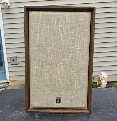 Vintage Yamaha NS-410 Bookshelf Speaker Nippon Gakki Co Japan Tested Works! - Image 1 of 4