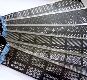 Pegatina de plantilla de arte en uñas Chevron corazón diamante a cuadros vidrio roto flores estilos - Imagen 1 de 8