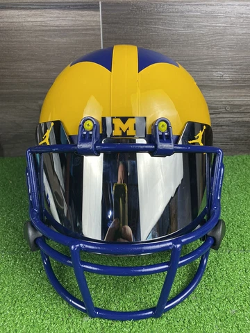 MICHIGAN WOLVERINES FULL SIZE FOOTBALL HELMET Adult small schutt Cover