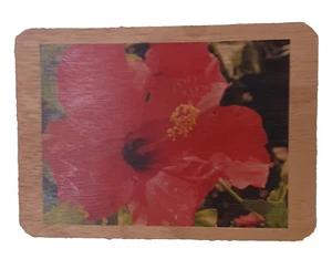 "Rote Hibiskusblume hawaiianisches Koa Holz Furnier Postkarte Koa Kards Hawaii 3,75""x5" - Bild 1 von 5