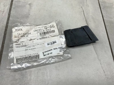 Sello de puerta genuino OEM Mopar Dodge Sprinter 2500 3500 2002-2006 #5104426AA Foto 1 de 4