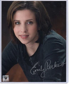Emily Perkins  Auto 8"x10" Signed Photo - Picture 1 of 1