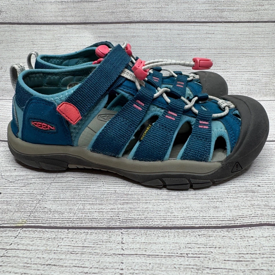KEEN Washable Kids Newport H2 Blue Teal Water Sandals Adjustable Strap Size 4 Foto 1 de 1