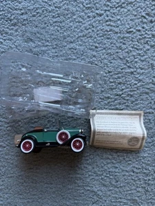 The National Motor Museum Mint 1929 Ford Model A Cabriolet 1:32 - Picture 1 of 4