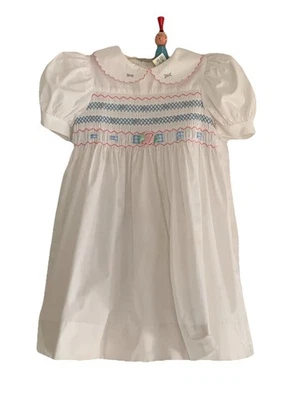 Vintage Smocked Dress Children’s Size 4 Rosebuds White Cottagecore  Read* - Image 1 of 4