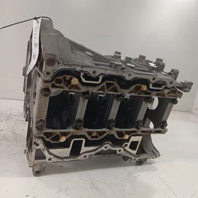 Bloque de cilindros motor desnudo gasolina 2,0 L sin turbo se adapta a Ford Focus 12-18 Foto 1 de 4