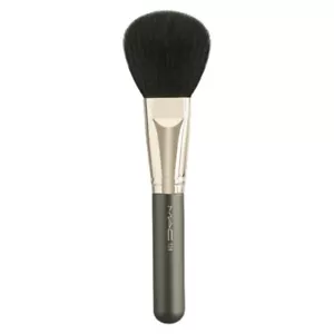 Cepillo facial cabello natural MAC 134 grande en polvo descatalogado - Imagen 1 de 5
