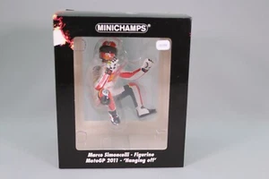ZE209 MINICHAMPS 1/12 FIGURINE M. SIMONELLI GP2011 HANGING OFF REF 312110158 NB - Picture 1 of 5