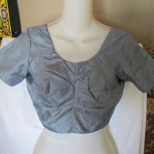 NEU WUNDERSCHÖNE graue EXOTISCHE Choli TOLLE BLUSE für SARI Rock TOP 32" BRUSTUMFANG Top - Bild 1 von 2