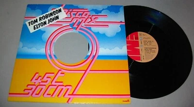 Maxi 45t 12" PROMO Elton JOHN Tom ROBINSON  Never going to fall in love POP 70 - Photo 1/3