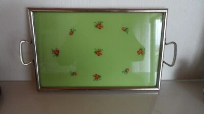 altes Tablett  Metallrand und Metallgriffe Blumen hinter Glas ca. 39 x 22cm - Bild 1 von 4