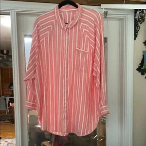 Camisa informal con botones Aerie rosa y blanca - Imagen 1 de 11