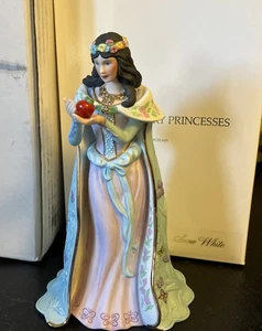 LENOX Biancaneve La Principessa Leggendaria Fiaba Fine Porcellana Scatola Figurine - Foto 1 di 13