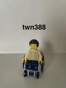 Original LEGO® Minifigur Geisterhaus Mann mit Rollstuhl twn388 aus 10273 EOL - Bild 1 von 4