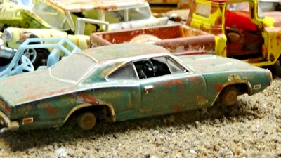 1970 Dodge Coronet car Weathered Custom Barn Find Abandon Junkyard 1/64 - Image 1 of 4