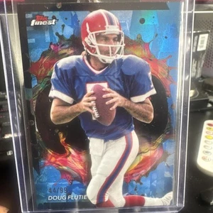 2024 Topps Finest - Raro rifrattore blu Doug Flutie #204 /99 - Foto 1 di 2