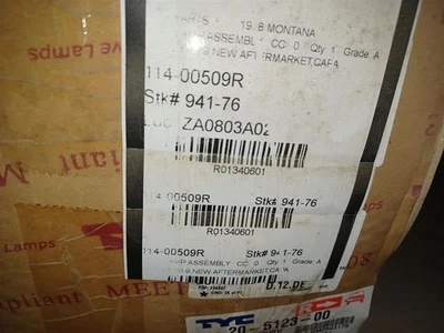 Passenger Right Headlight Fits 97-05 VENTURE 1340601 - Image 1 of 2