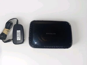 NETGEAR WN2500RP Universal Dual Band WiFi Range Extender 4-port WiFi Adapter - Picture 1 of 4