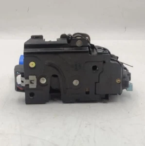 7L0839015E serrure porte arrière gauche pour VOLKSWAGEN TOUAREG (7L) 2.5 R5 TDI - Photo 1/7