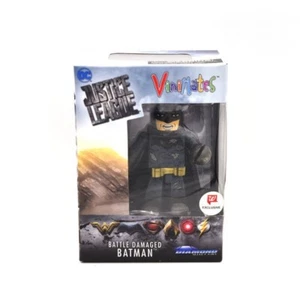 Vinimates DC Justice League Movie Battle Damaged Batman Walgreens Vinyl Figure  - Picture 1 of 3