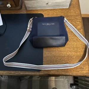 Tommy Hilfiger  Black Leather Nylon Purse NWOT - Picture 1 of 7