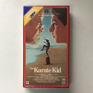 New Sealed The Karate Kid Movie VHS 1985 Red Border Box RCA Columbia Watermarks - Imagen 1 de 6