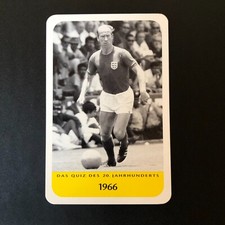 Bobby Charlton 1997 Haremberg Das Quiz 20. Jahrhunderts #6068 (German Card)
