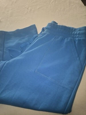 Capris de felpa francesa de tiro medio pequeño mediano St Johns Bay para mujer  Foto 1 de 3